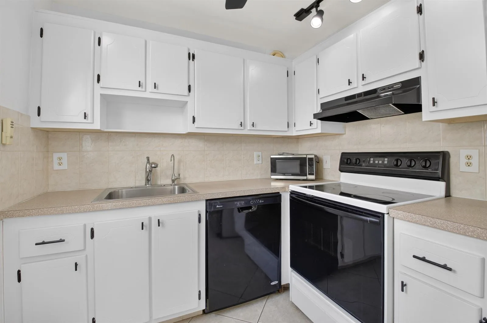 449 MONACO J, Delray Beach, FL 33446 photo 7