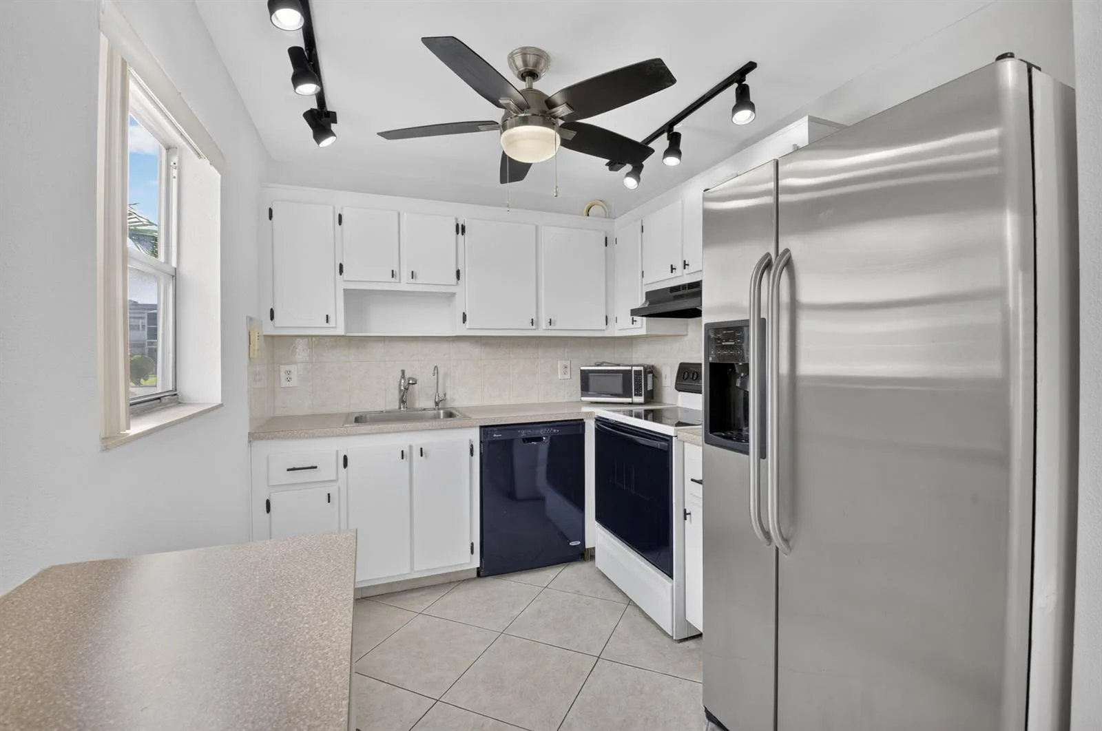 449 MONACO J, Delray Beach, FL 33446 photo 8