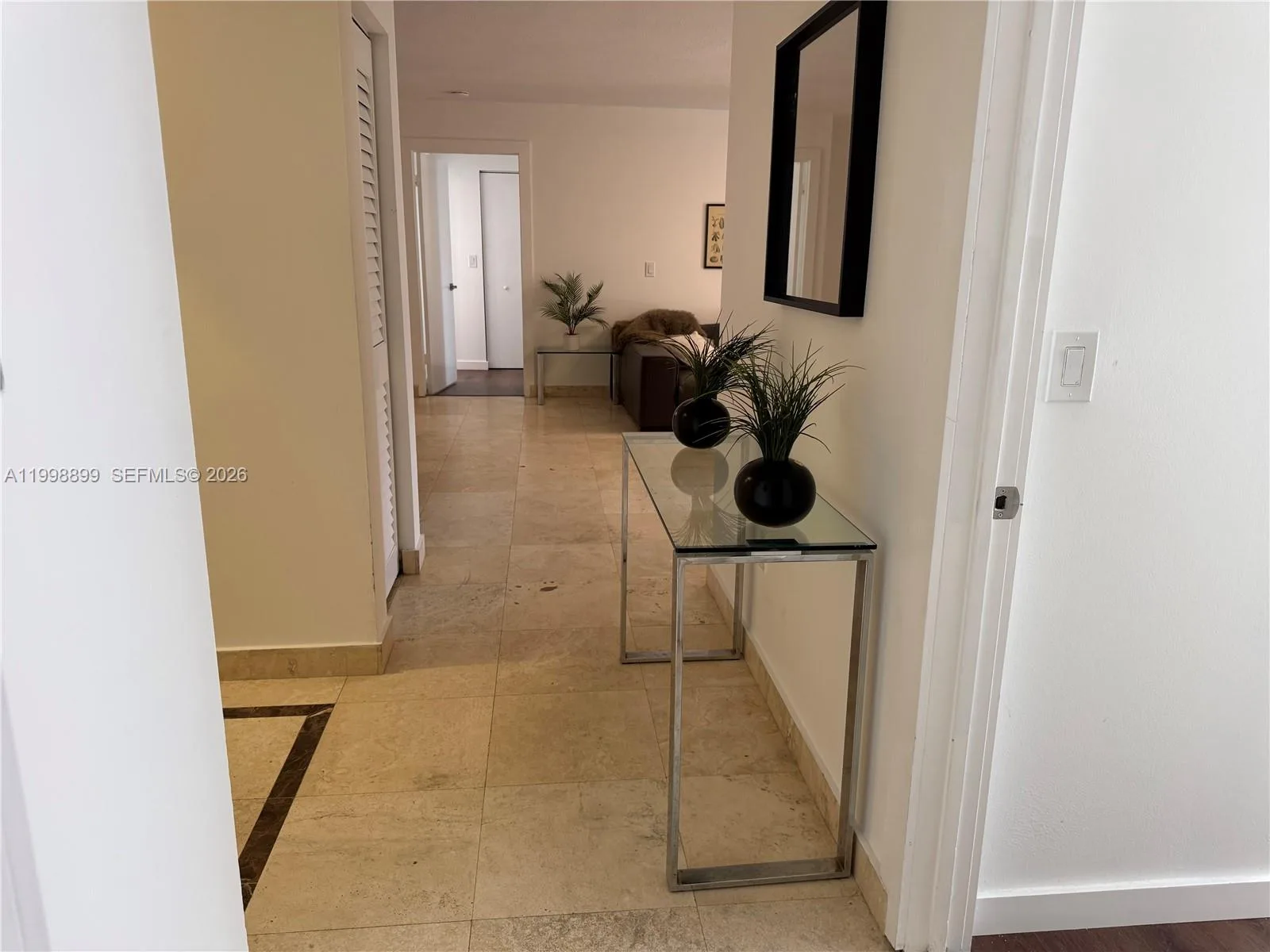 19555 E Country Club Dr # 8602, Aventura, FL 33180 photo 2