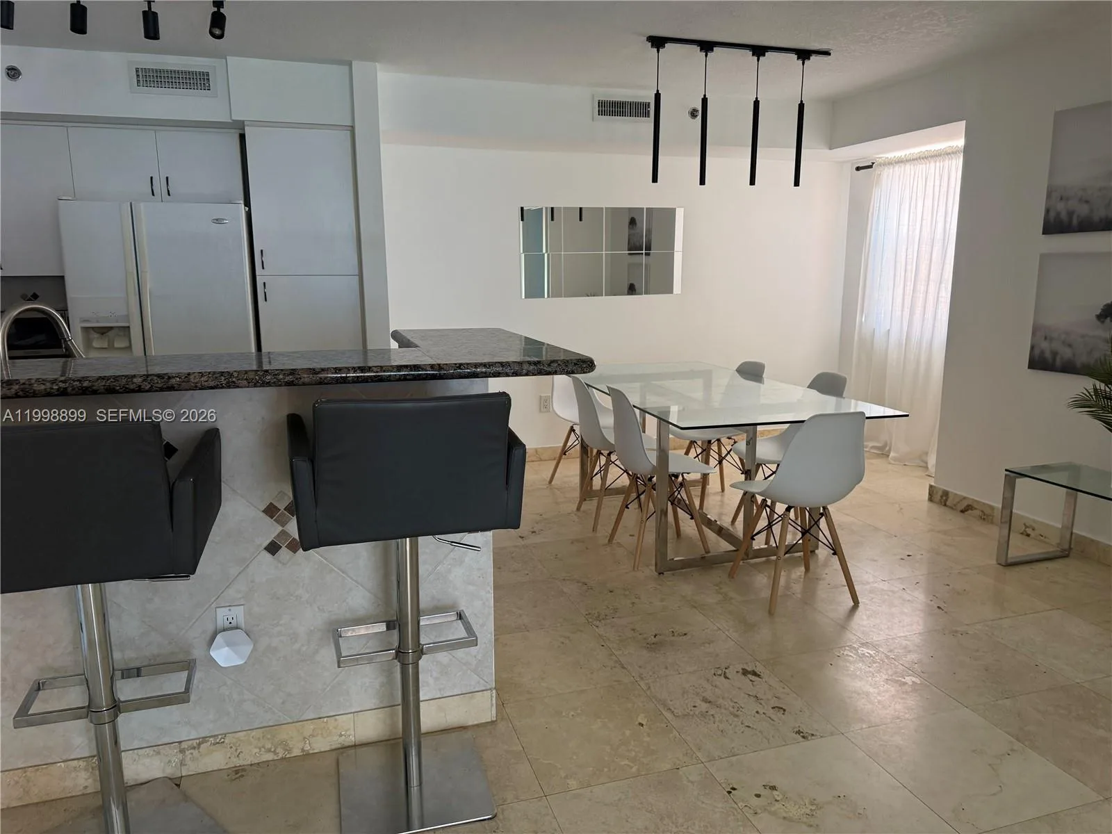 19555 E Country Club Dr # 8602, Aventura, FL 33180 photo 4