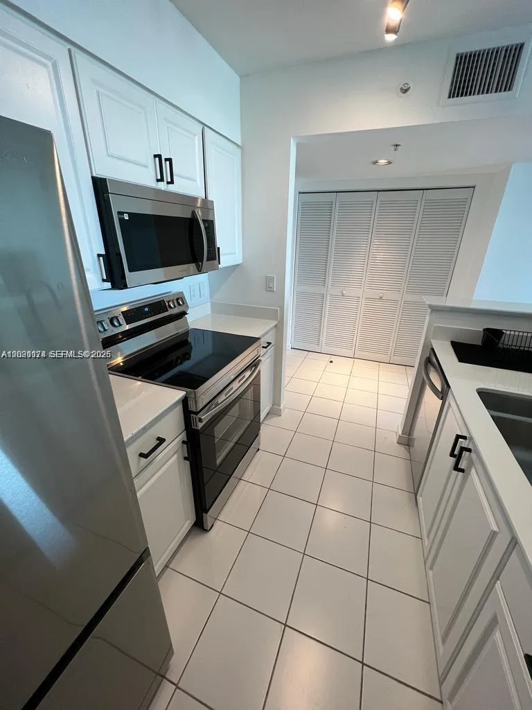 90 Alton Rd # 908, Miami Beach, FL 33139 photo 10