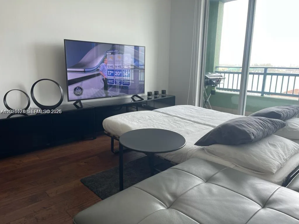 90 Alton Rd # 908, Miami Beach, FL 33139 photo 5
