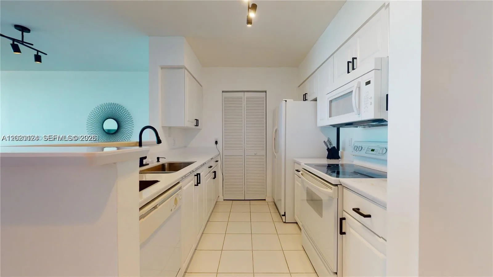 90 Alton Rd # 908, Miami Beach, FL 33139 photo 9