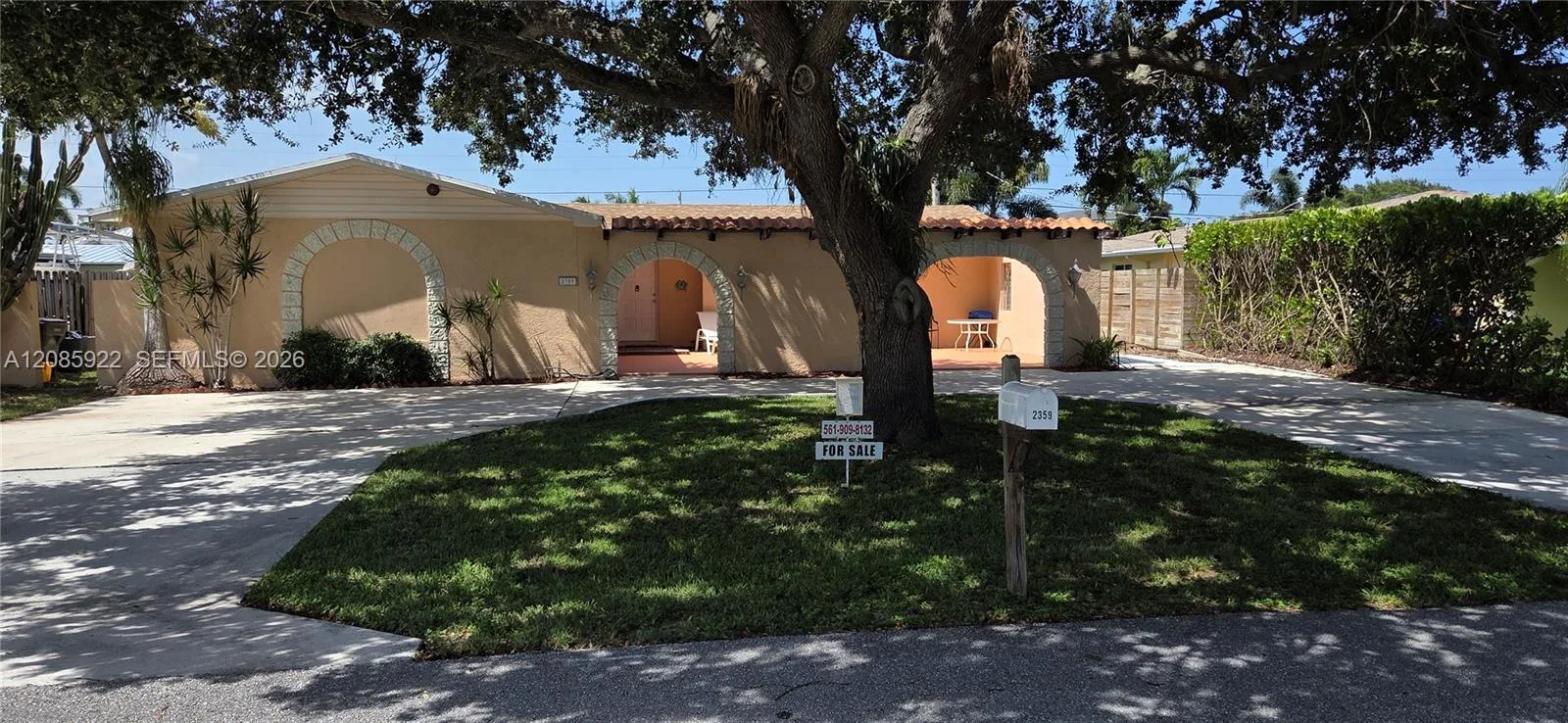 2359 N Wallen Dr, West Palm Beach, FL 33410