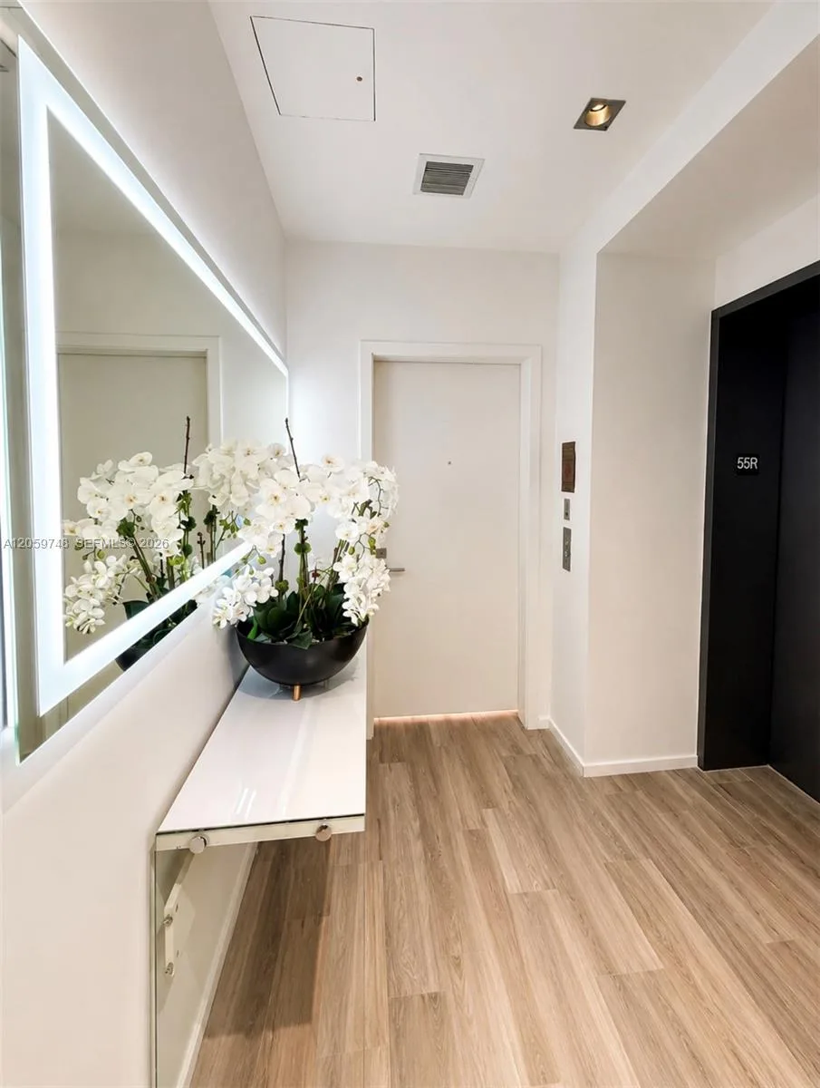801 S Miami Ave # 5509, Miami, FL 33130 photo 3