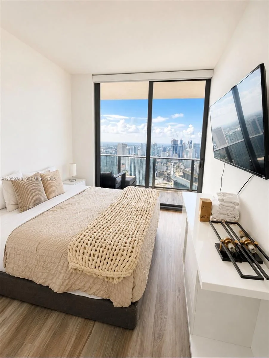 801 S Miami Ave # 5509, Miami, FL 33130 photo 9