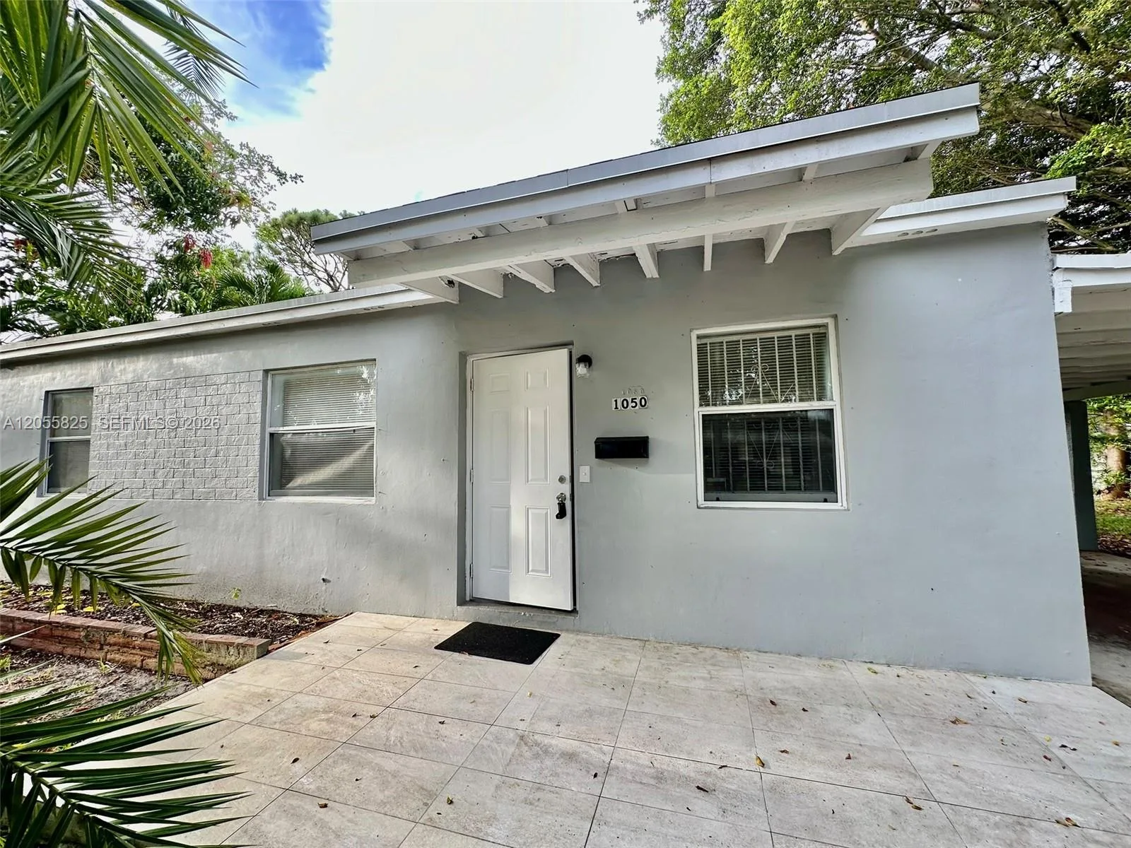 1050 NW 127th St # ., North Miami, FL 33168 photo 3