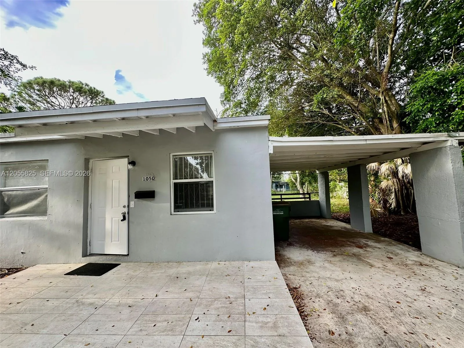 1050 NW 127th St # ., North Miami, FL 33168 photo 4