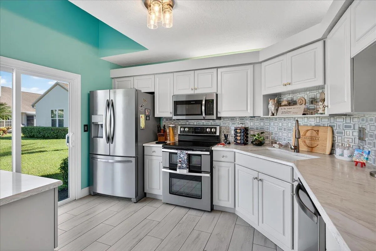 1827 Aynsley Way # 4, Vero Beach, FL 32966 photo 8