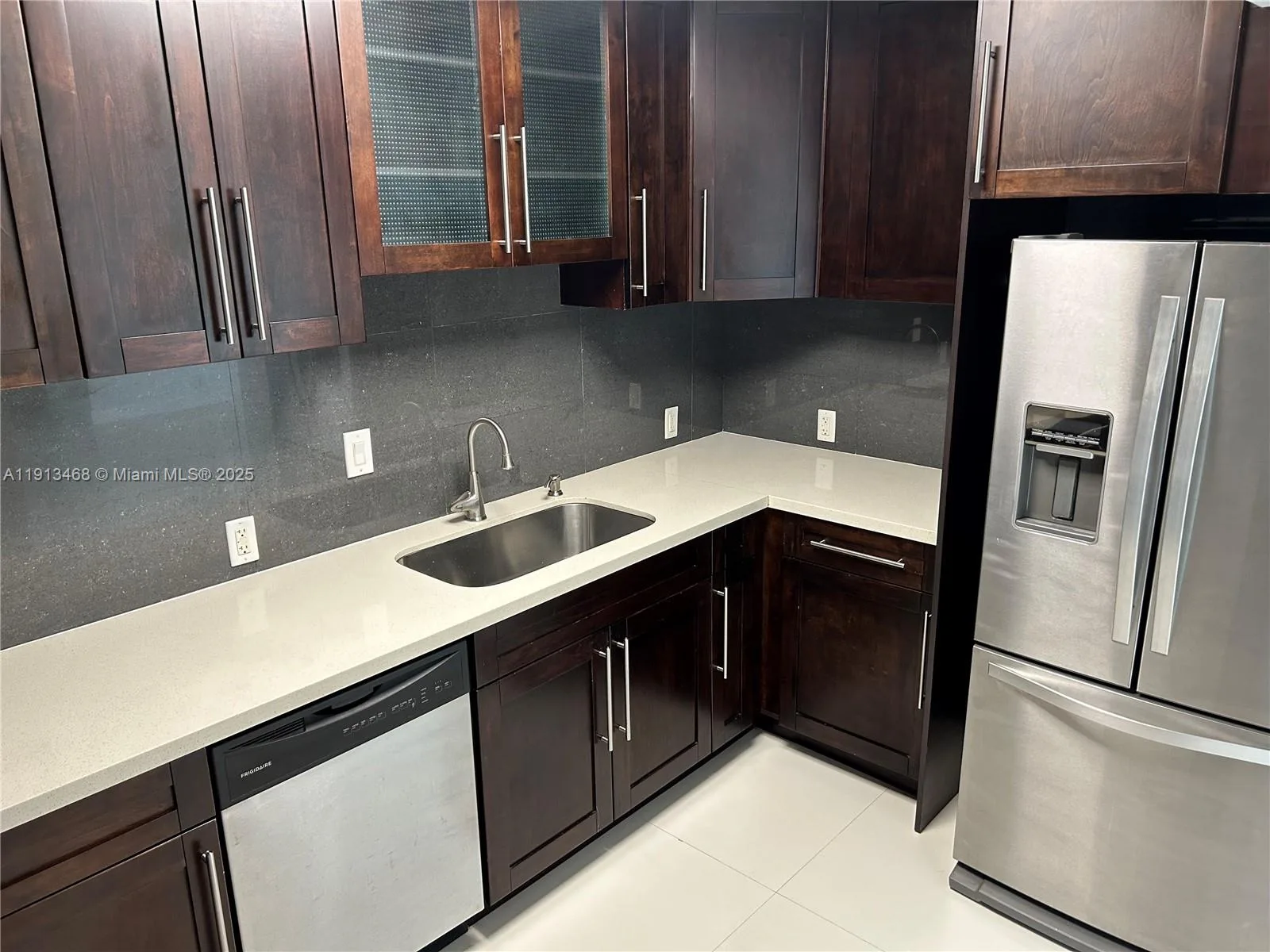 100 Bayview Dr # 2122, Sunny Isles Beach, FL 33160 photo 4
