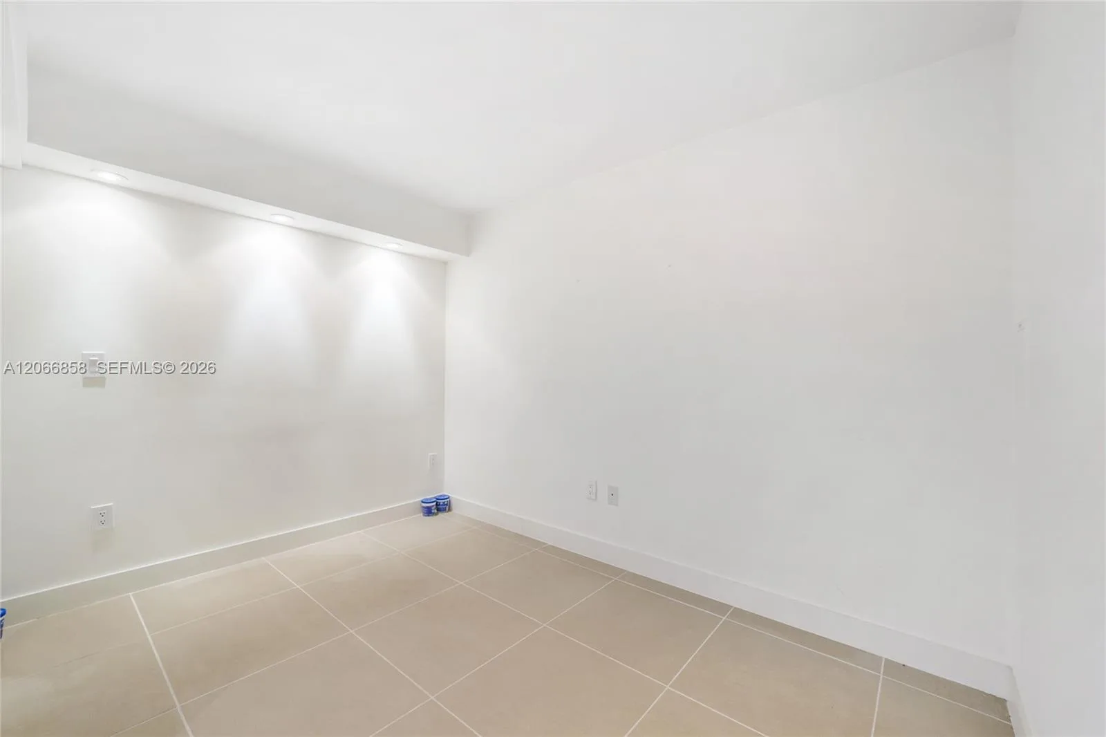 210 Sea View Dr # 409, Key Biscayne, FL 33149 photo 12