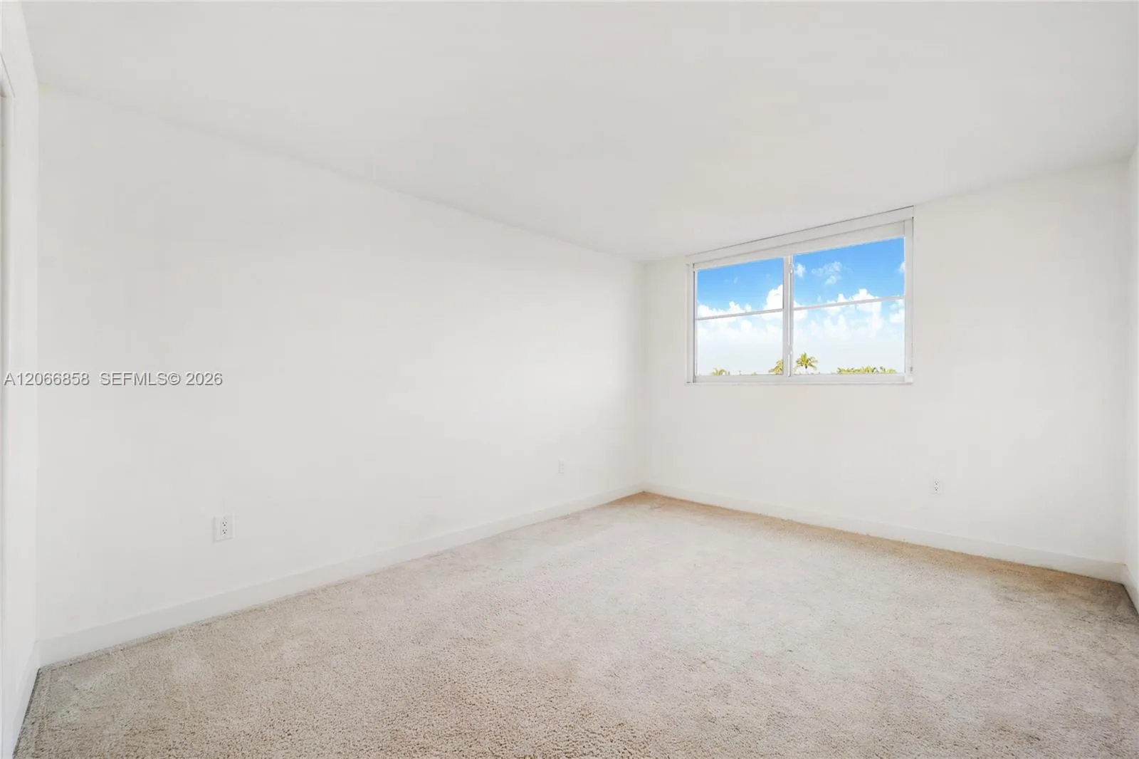 210 Sea View Dr # 409, Key Biscayne, FL 33149 photo 9