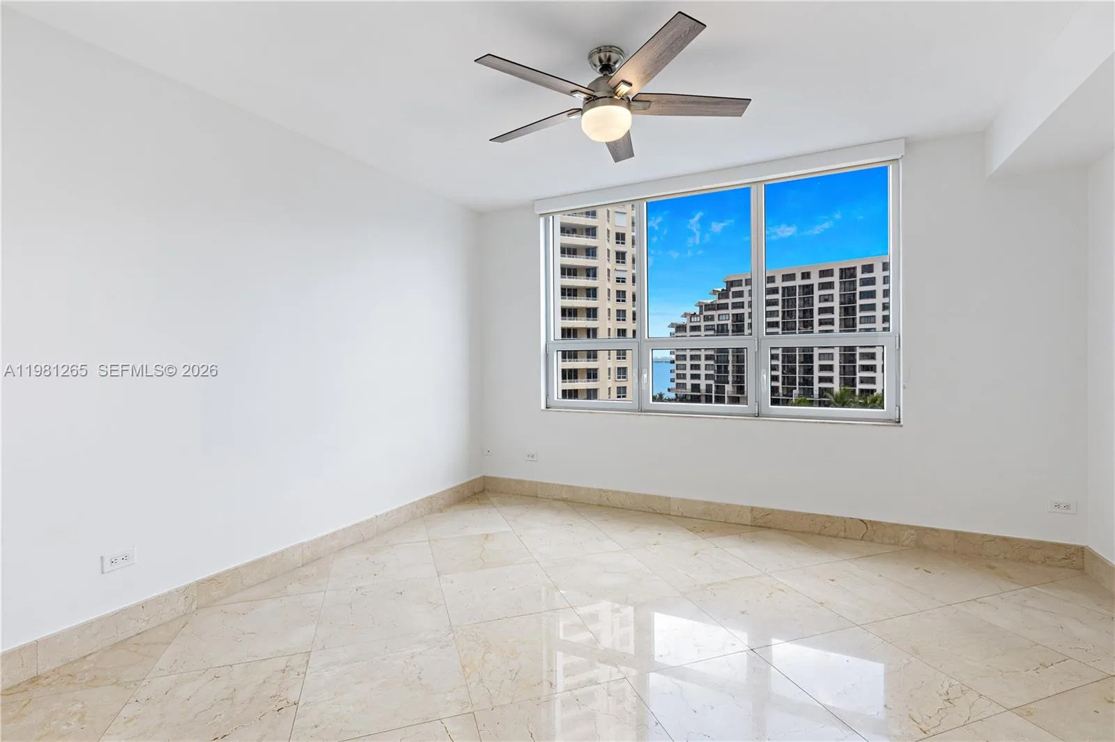 848 BRICKELL KEY DR # 903, Miami, FL 33131 photo 13