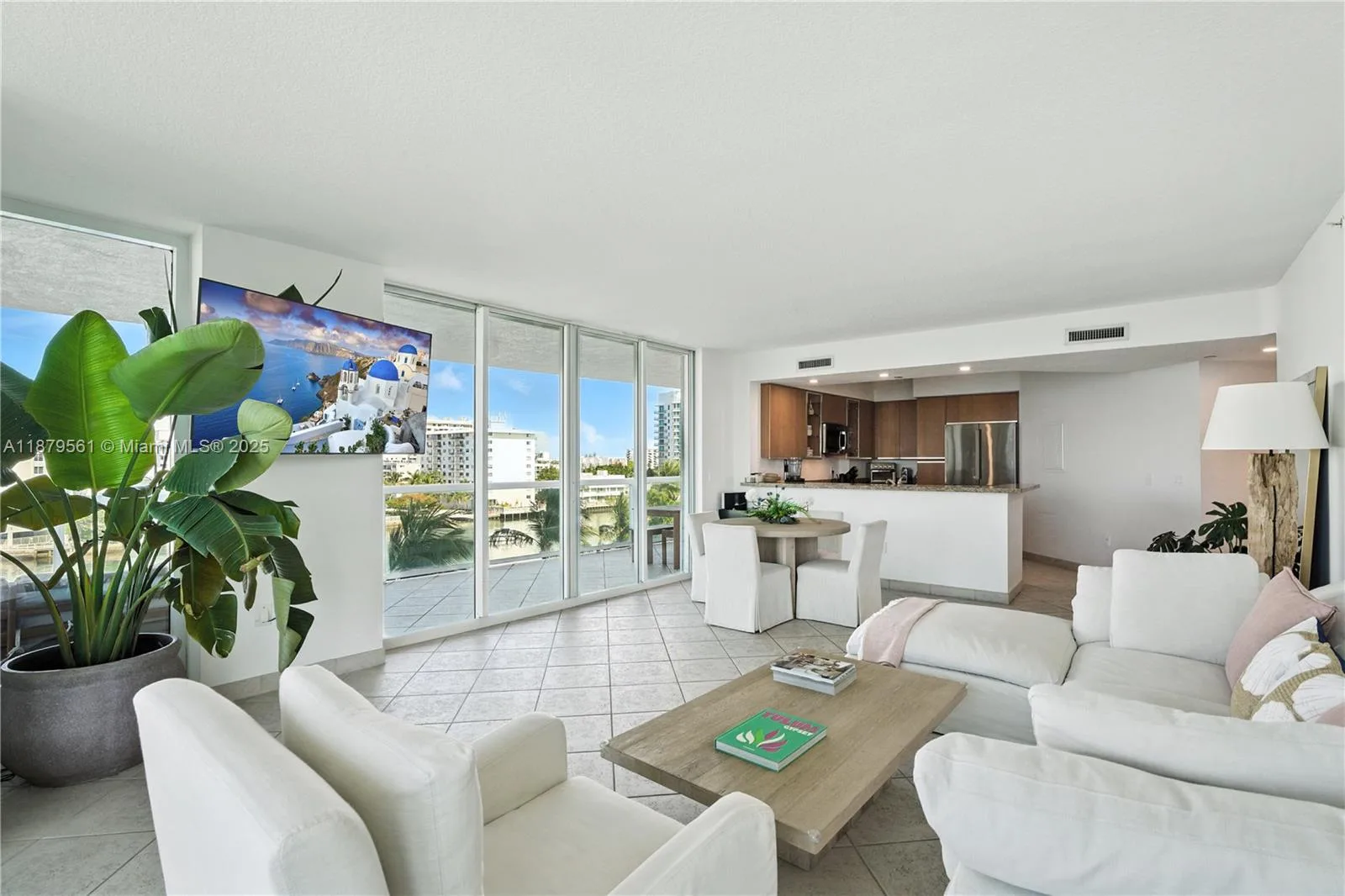 10 Venetian Way # 604, Miami Beach, FL 33139 photo 2