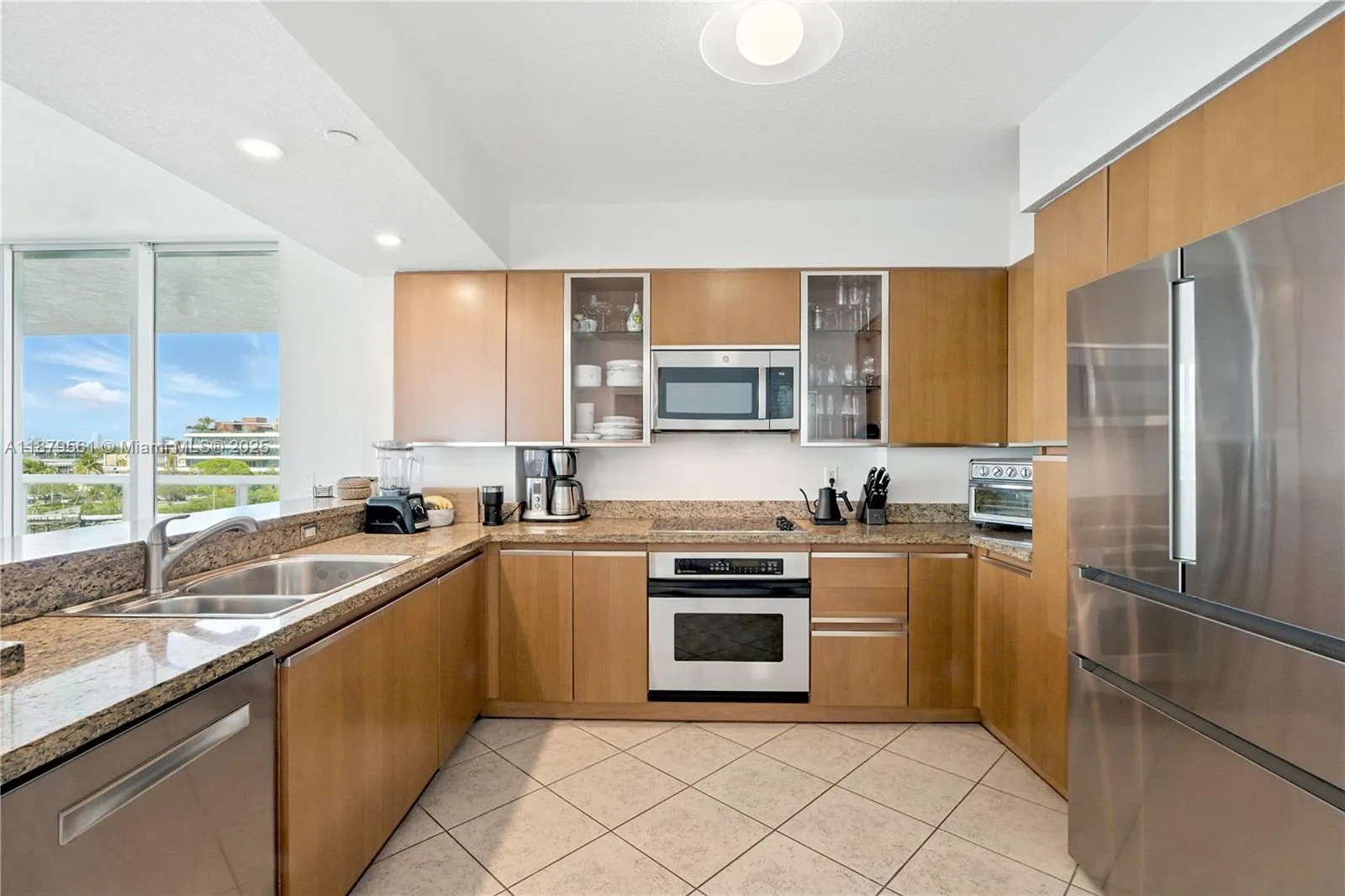 10 Venetian Way # 604, Miami Beach, FL 33139 photo 5