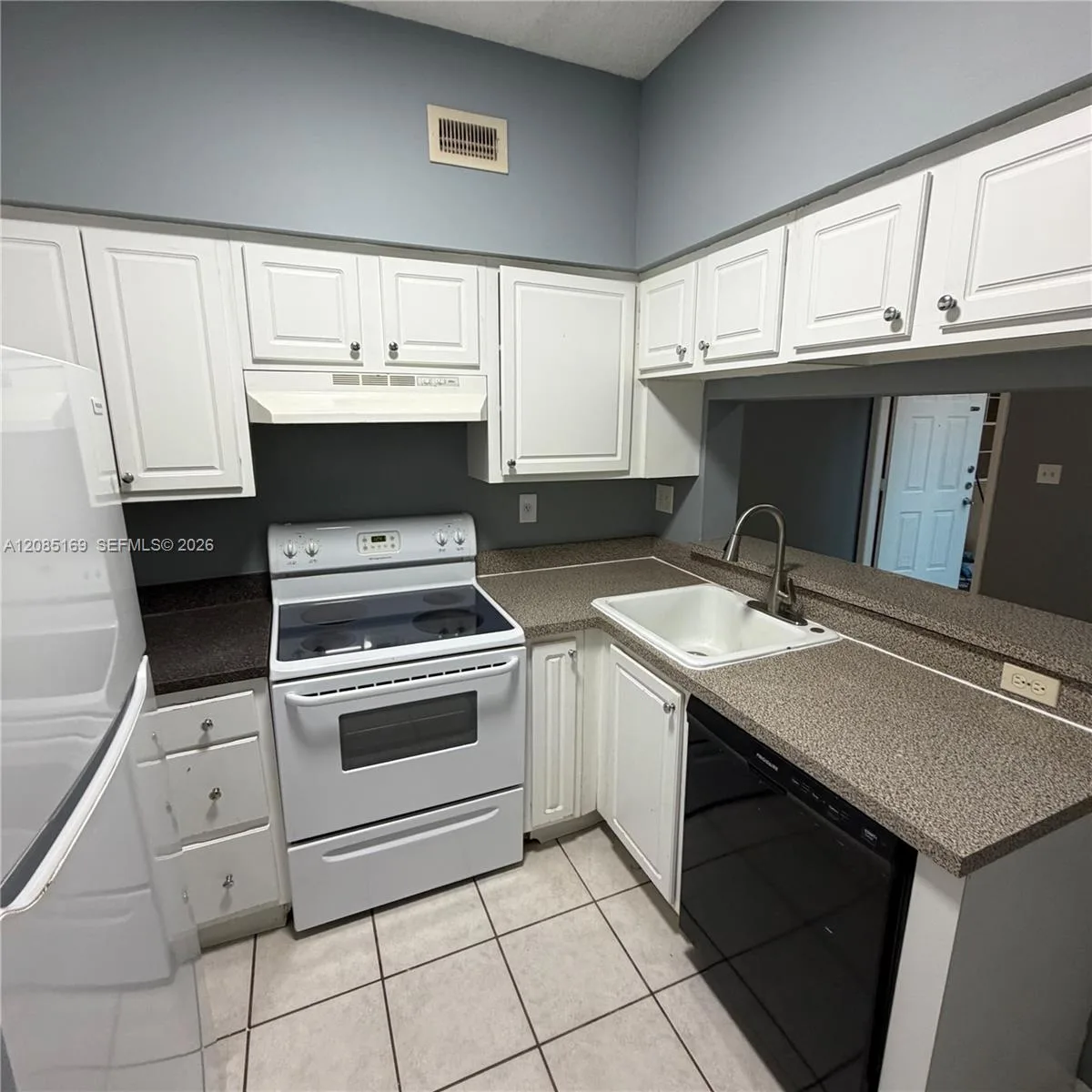 1851 NW 96th Ter # 6A, Pembroke Pines, FL 33024