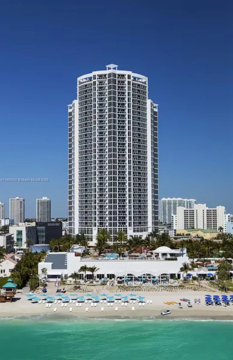 18001 Collins Ave # 1608, Sunny Isles Beach, FL 33160