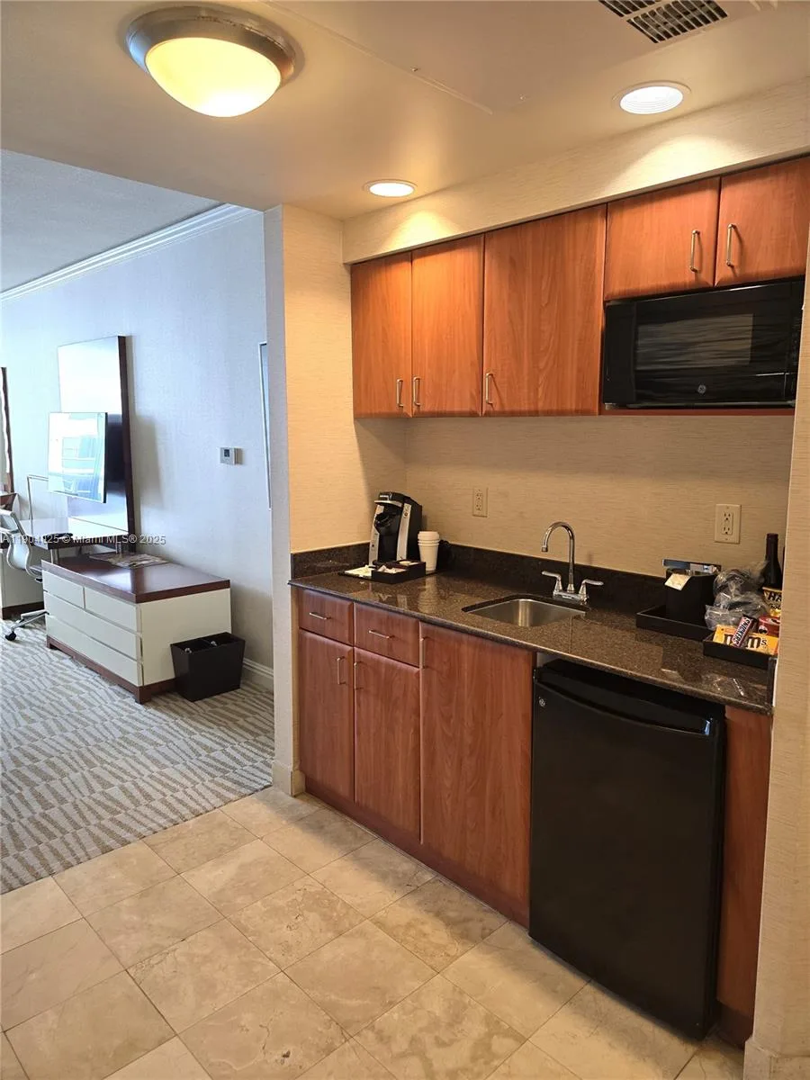 18001 Collins Ave # 1608, Sunny Isles Beach, FL 33160 photo 7