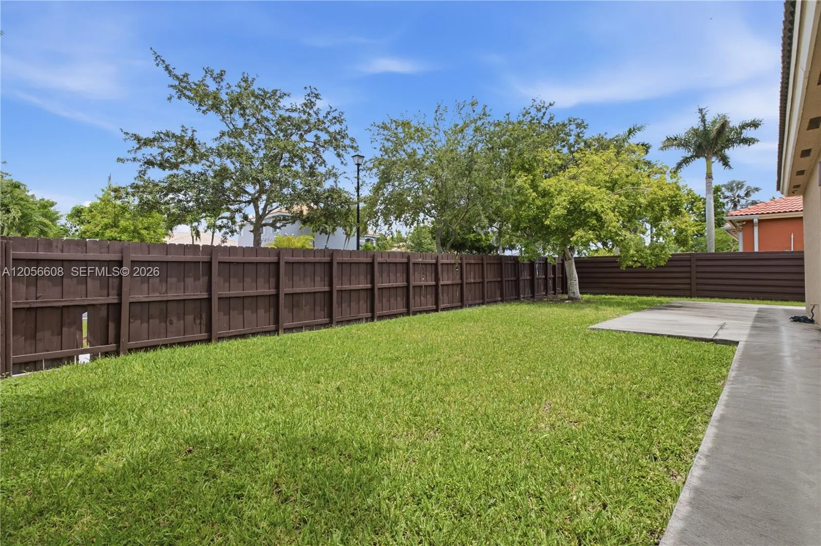 2233 SE 14th Cir, Homestead, FL 33035 photo 5