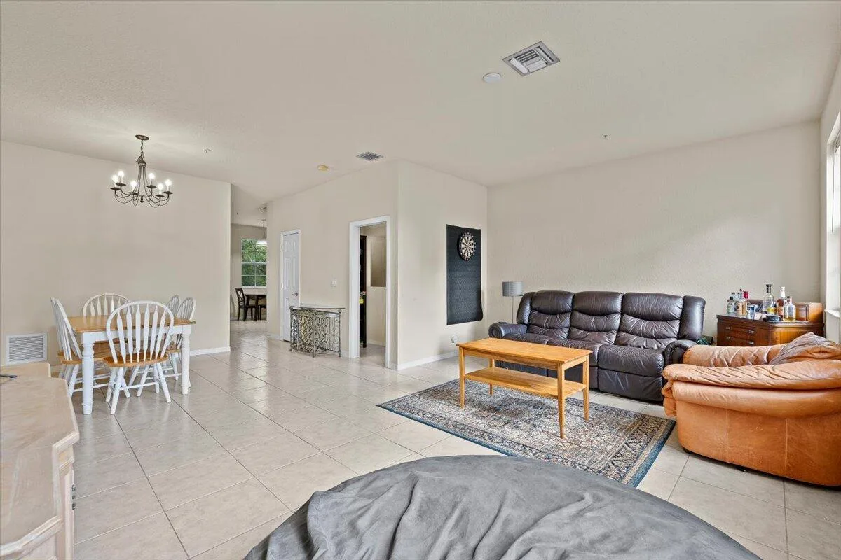 335 E Thatch Palm Circle # 104, Jupiter, FL 33458 photo 8