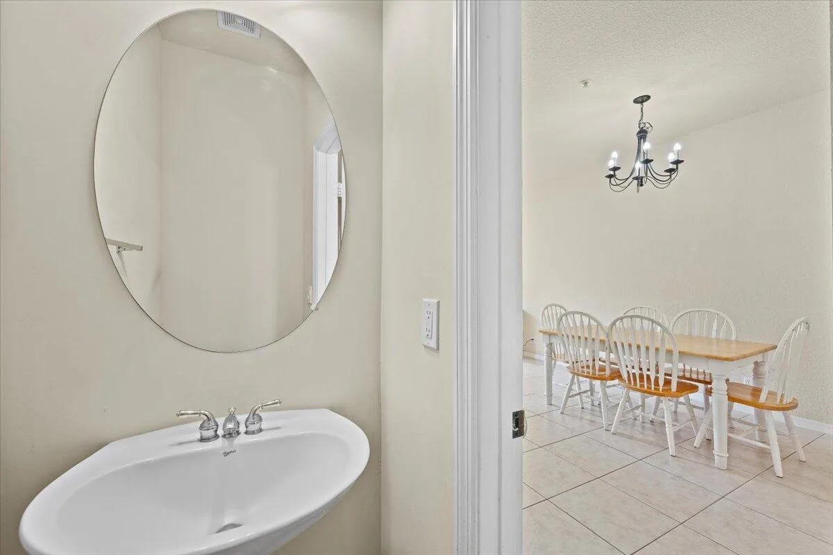 335 E Thatch Palm Circle # 104, Jupiter, FL 33458 photo 9