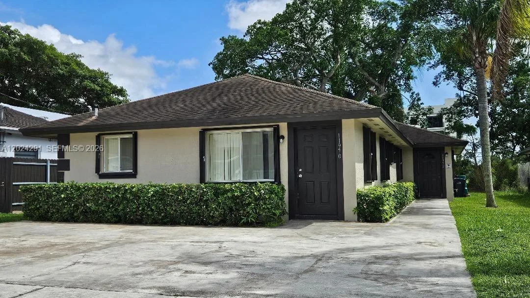 11970 SW 217th St, Miami, FL 33170