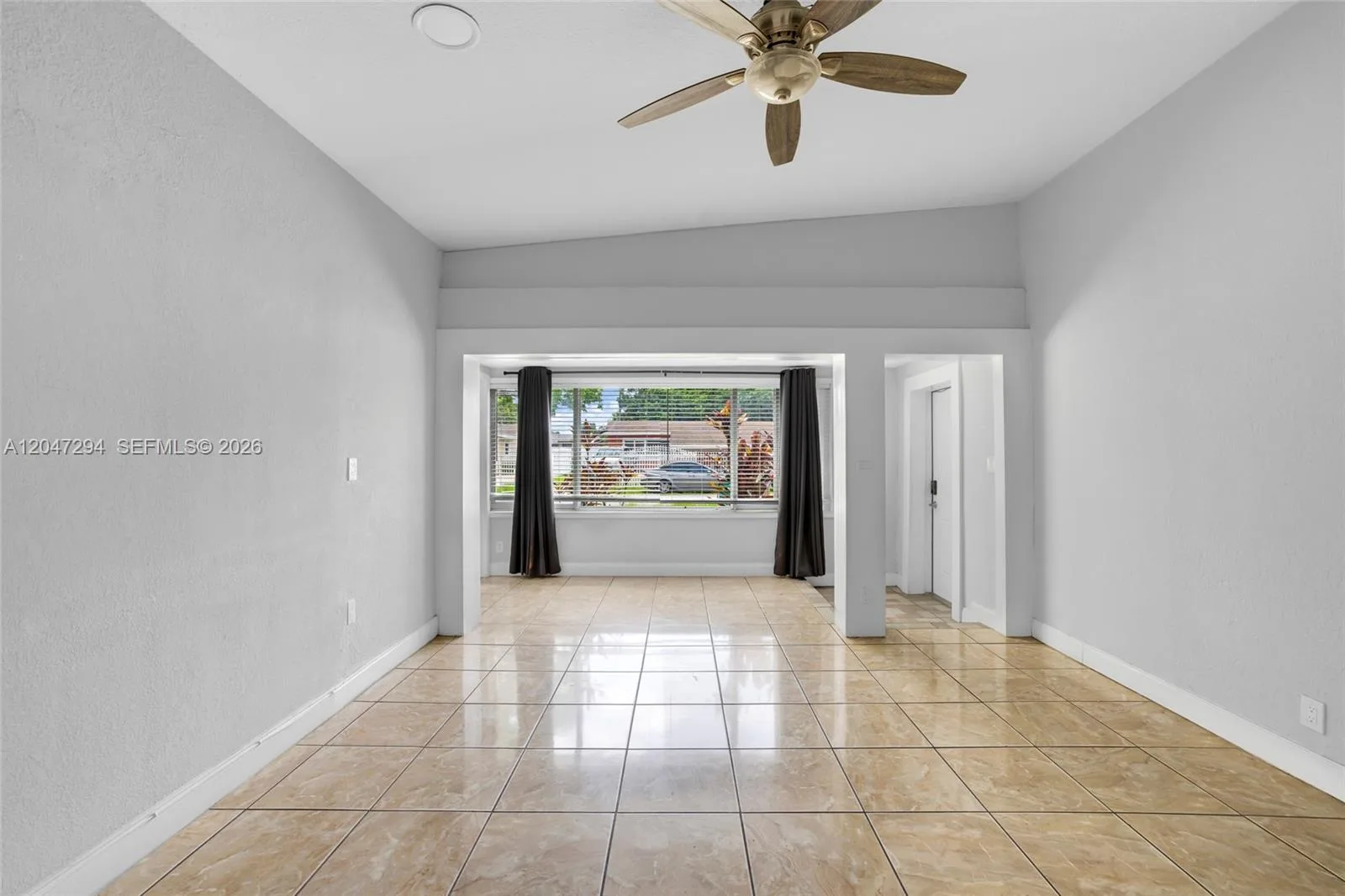 18100 NW 7th Pl, Miami Gardens, FL 33169 photo 11