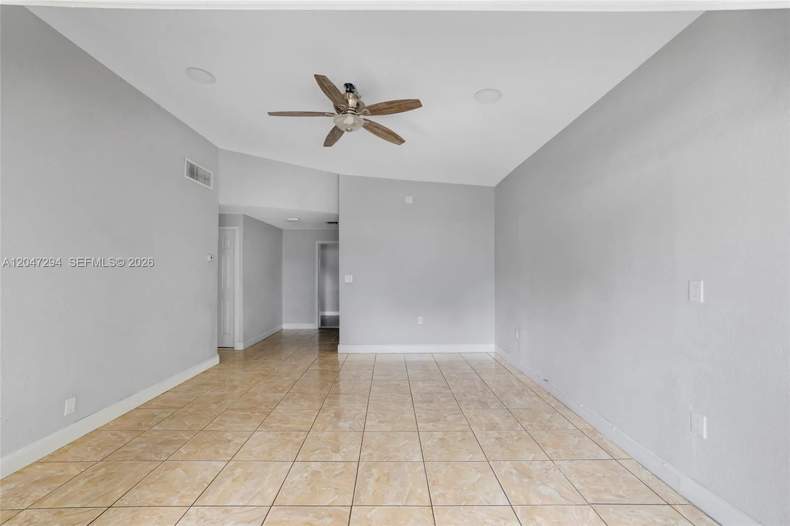 18100 NW 7th Pl, Miami Gardens, FL 33169 photo 4