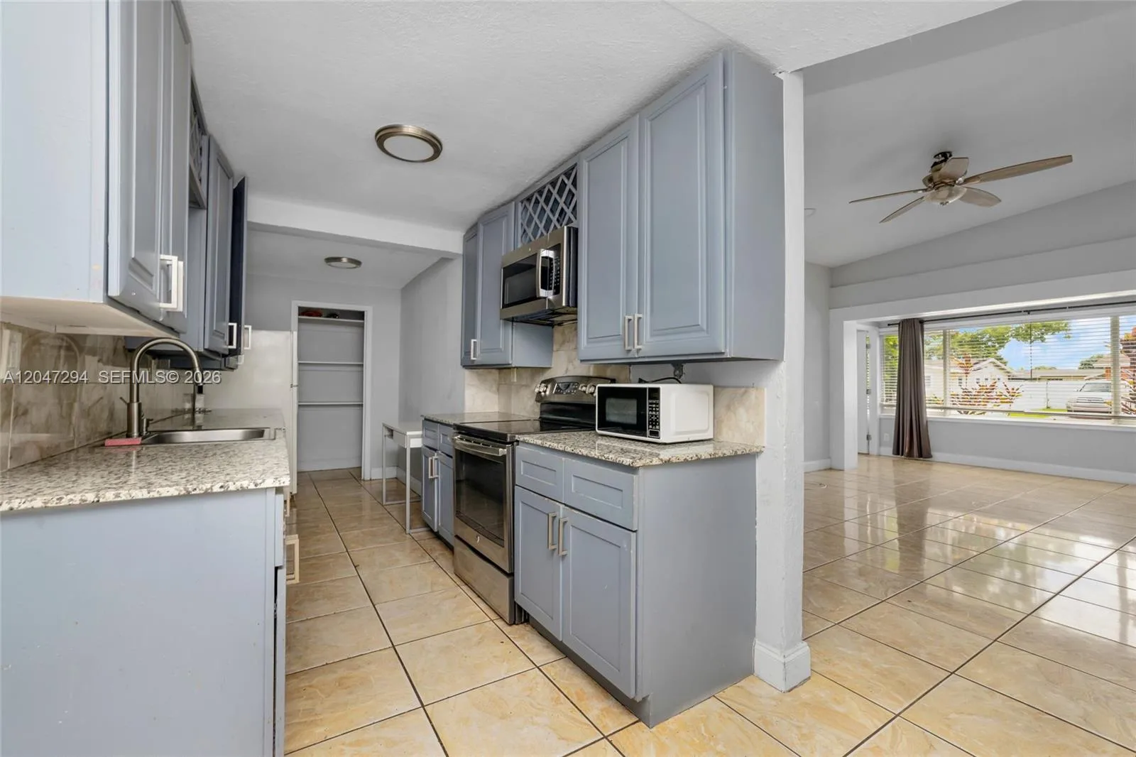 18100 NW 7th Pl, Miami Gardens, FL 33169 photo 8