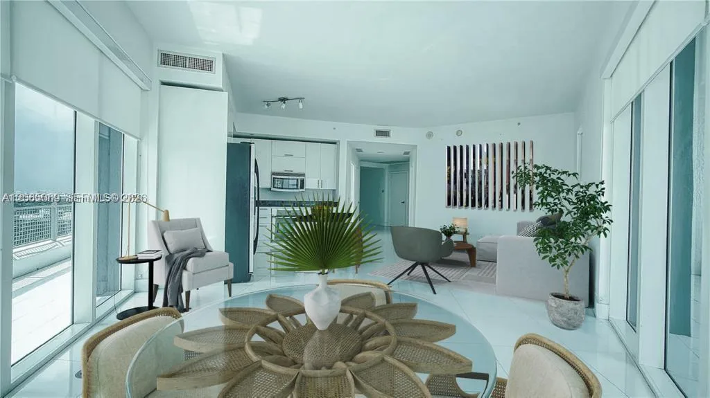 60 SW 13th St # 1600, Miami, FL 33130 photo 2