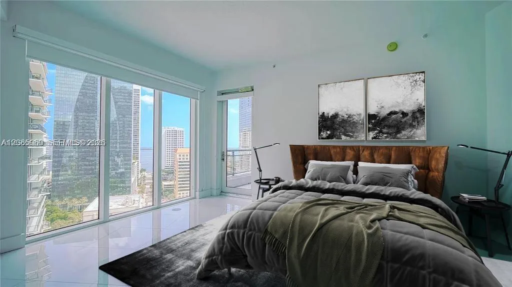 60 SW 13th St # 1600, Miami, FL 33130 photo 4
