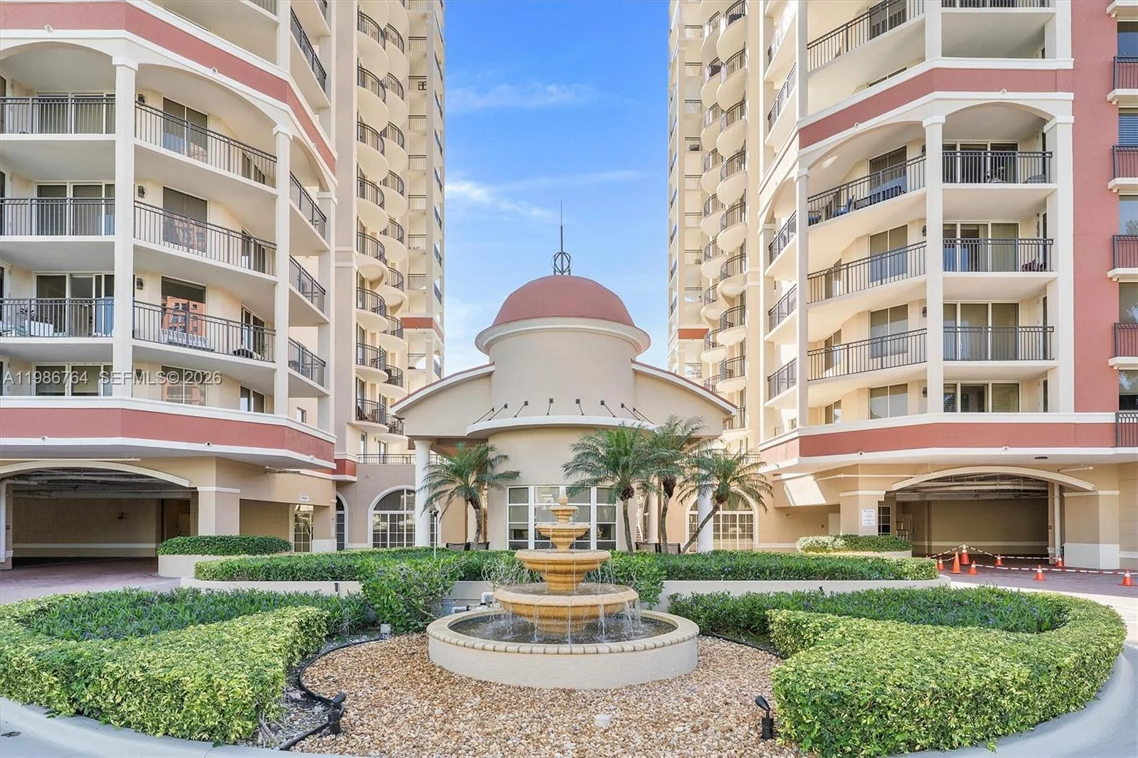 Vue Residences – photo 26
