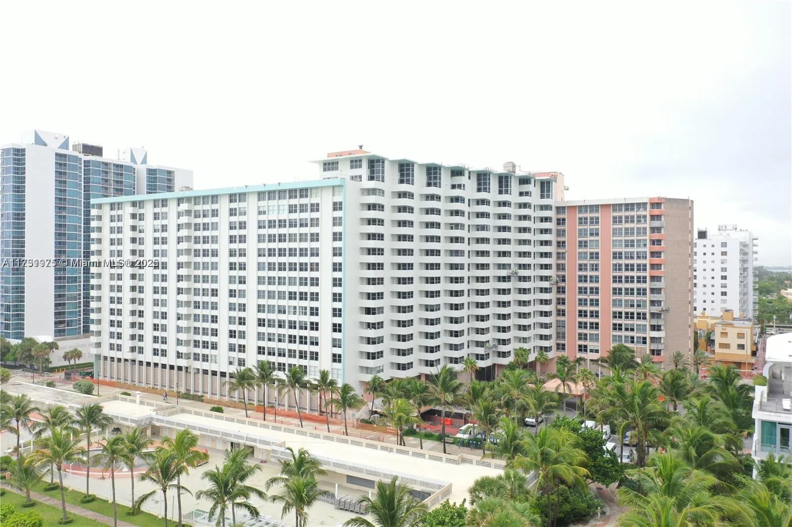2899 Collins Ave # 548, Miami Beach, FL 33140 photo 3