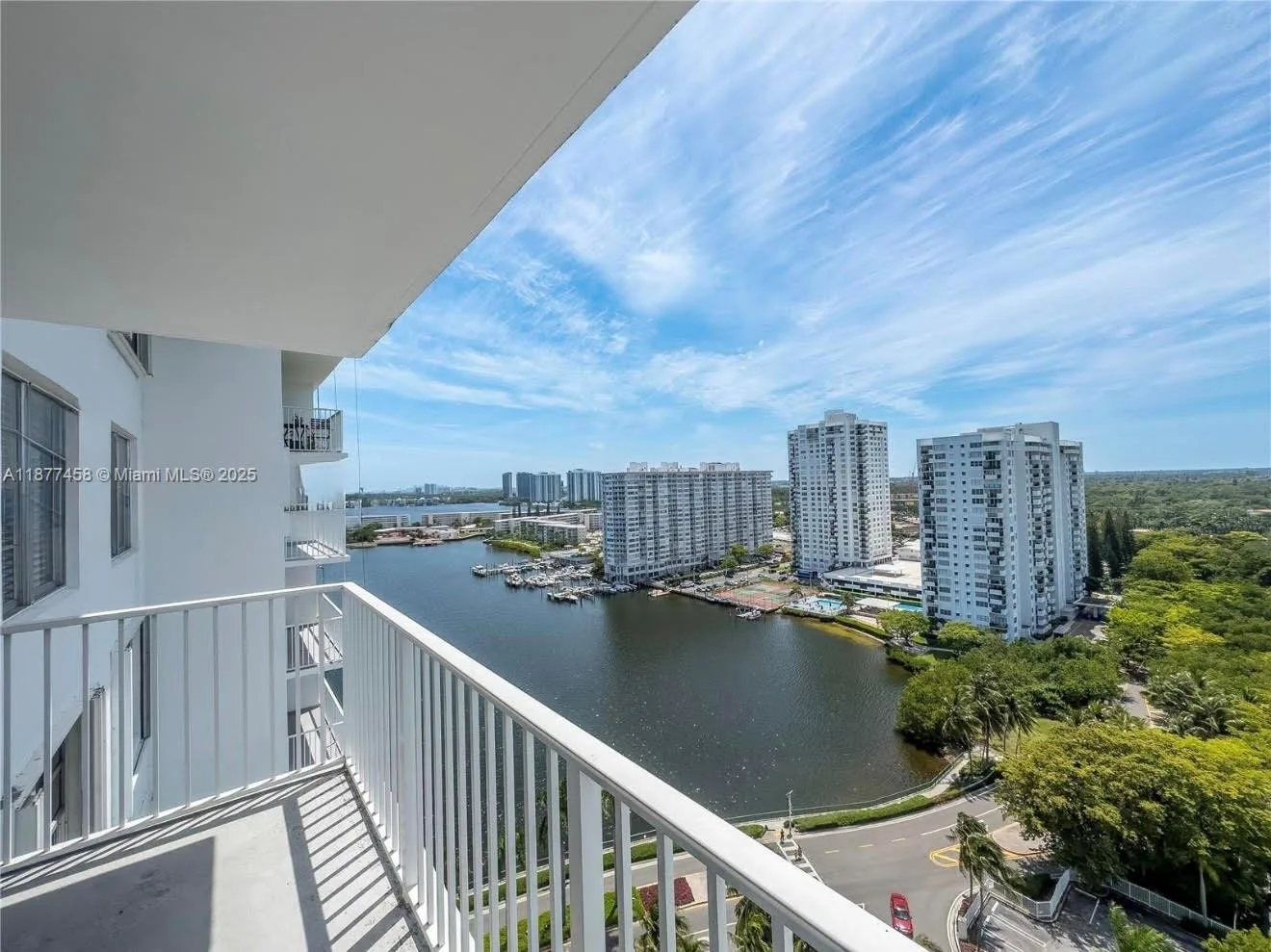 2801 NE 183rd St # 1909W, Aventura, FL 33160
