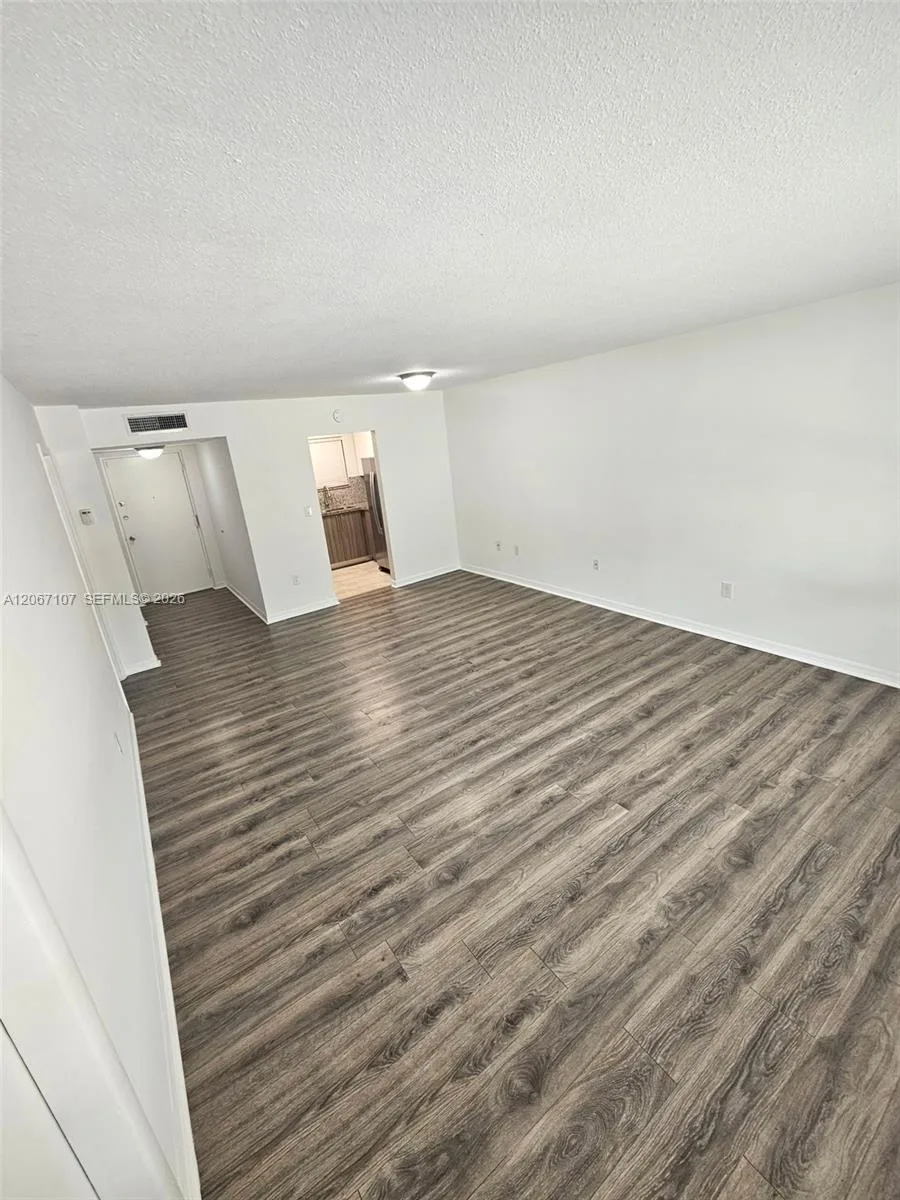 7470 Miami Lakes Dr # B208, Miami Lakes, FL 33014 photo 8