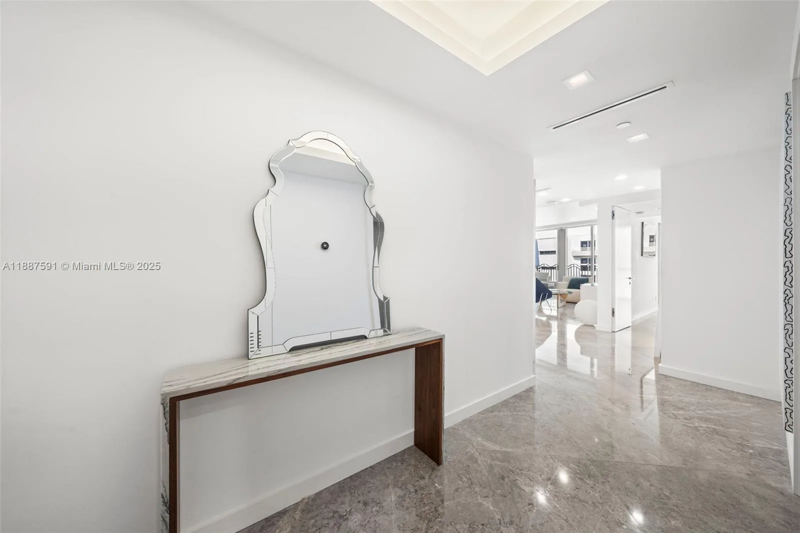 1500 Ocean Dr # UPH-5, Miami Beach, FL 33139 photo 9