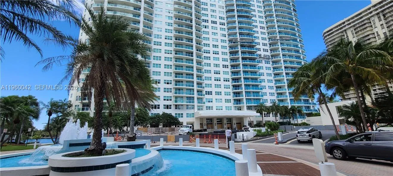20201 E Country Club Dr # 2303, Aventura, FL 33180