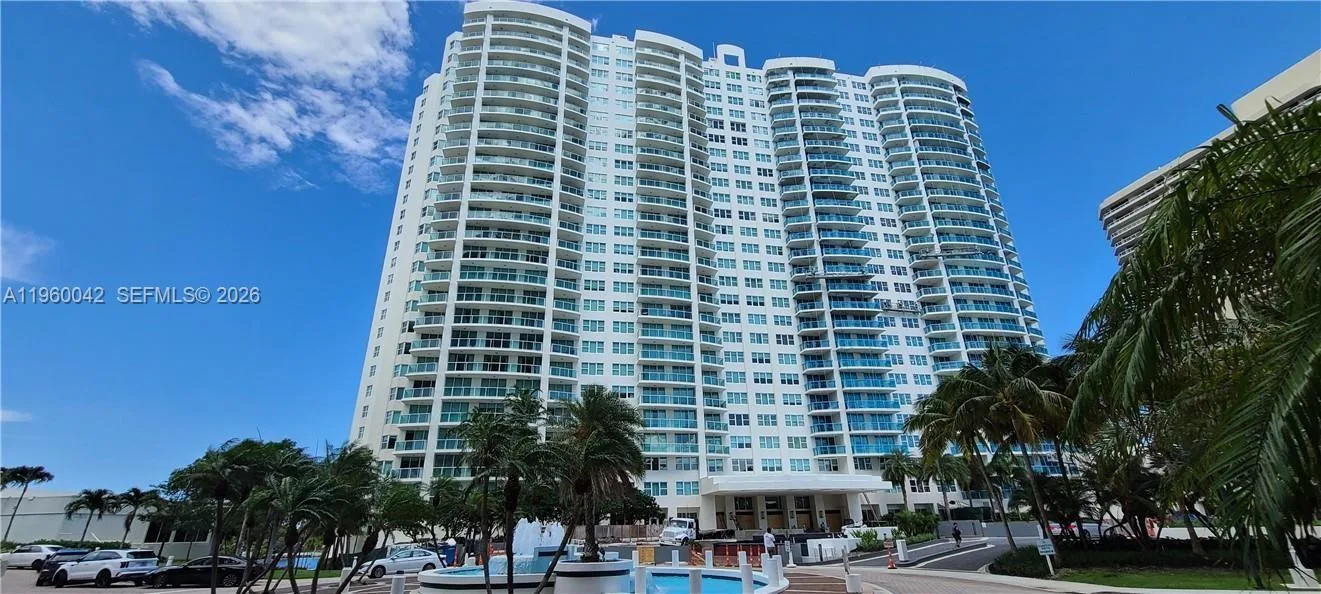 20201 E Country Club Dr # 2303, Aventura, FL 33180 photo 2