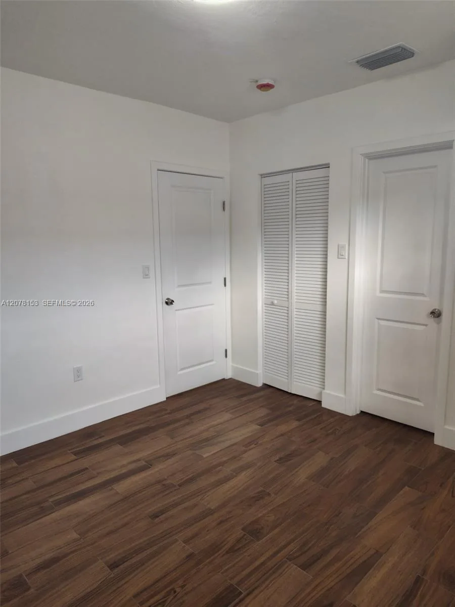 655 Eldron Dr # 22, Miami Springs, FL 33166 photo 9