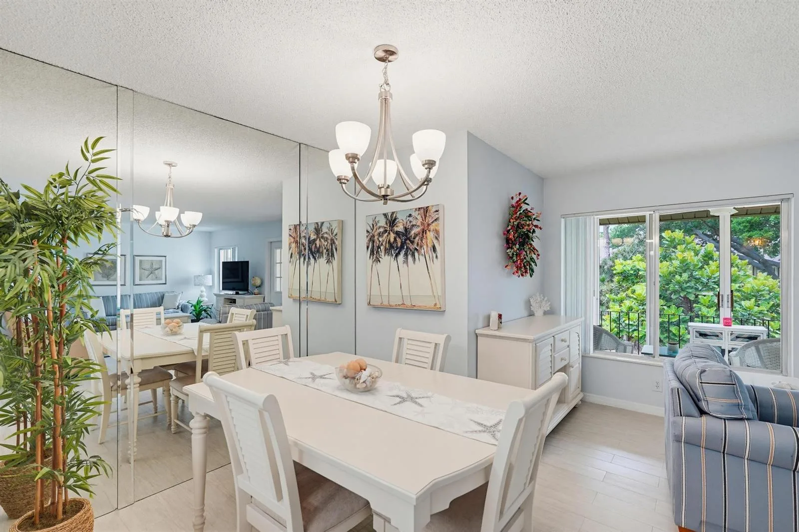 119 Lake Pine Circle # C-2, FL 33463 photo 8