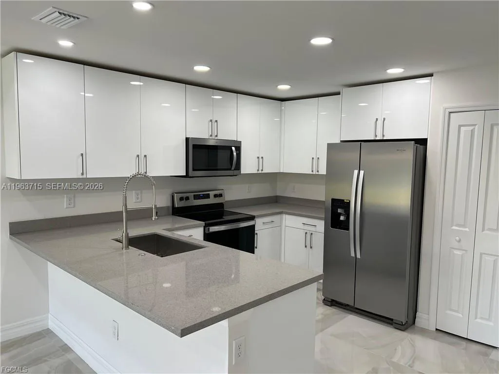 SW 30th # 4852, Lehigh Acres, FL 33973 photo 3
