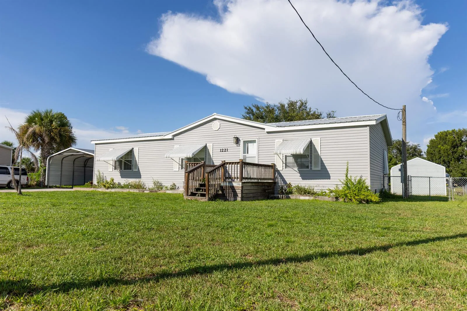 1221 CHOBEE Street, Okeechobee, FL 34974