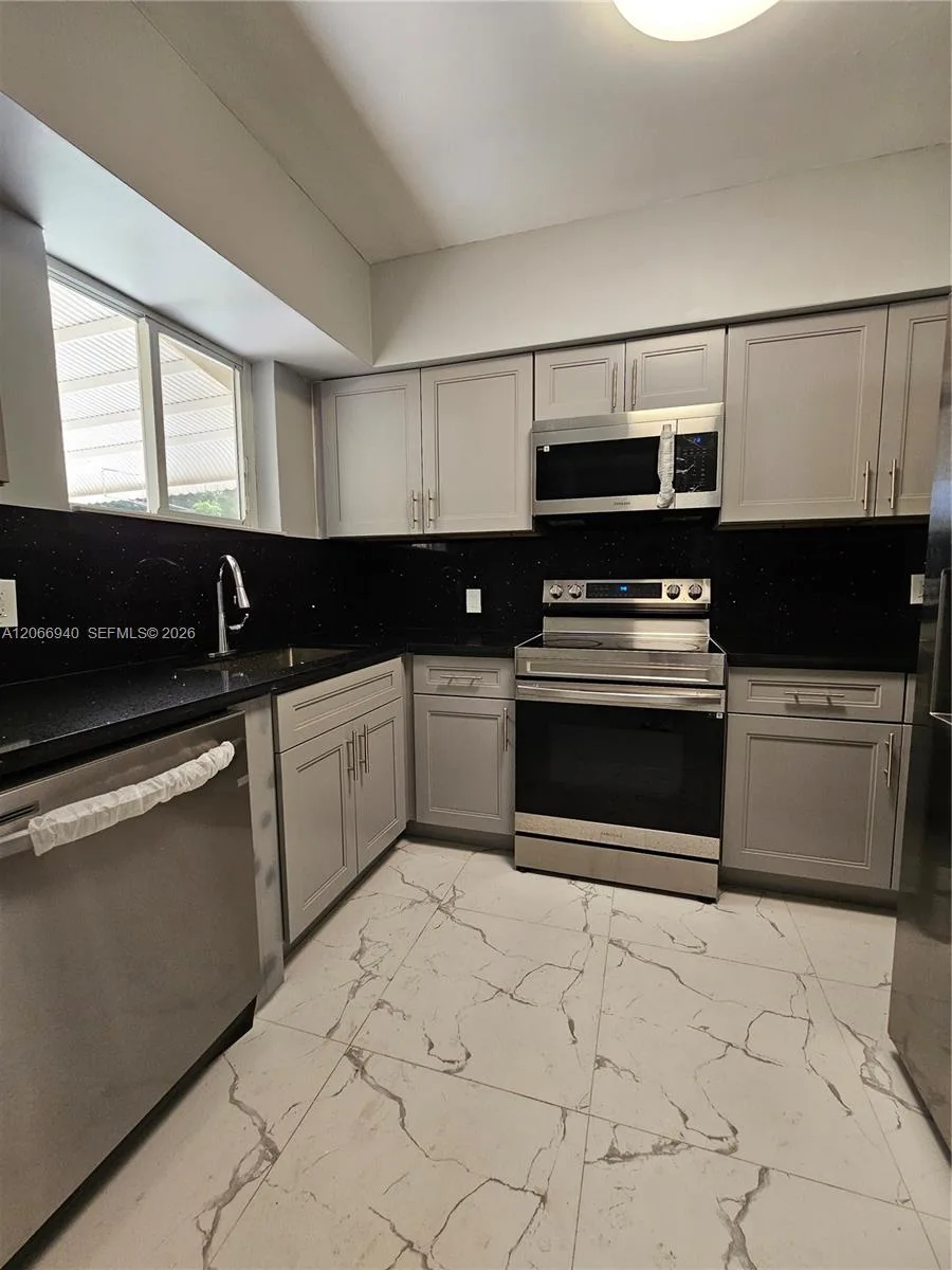 1929 NE 176th St, North Miami Beach, FL 33162 photo 6