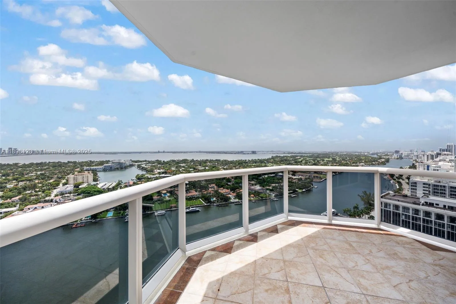 4775 Collins Ave # 3207, Miami Beach, FL 33140 photo 6