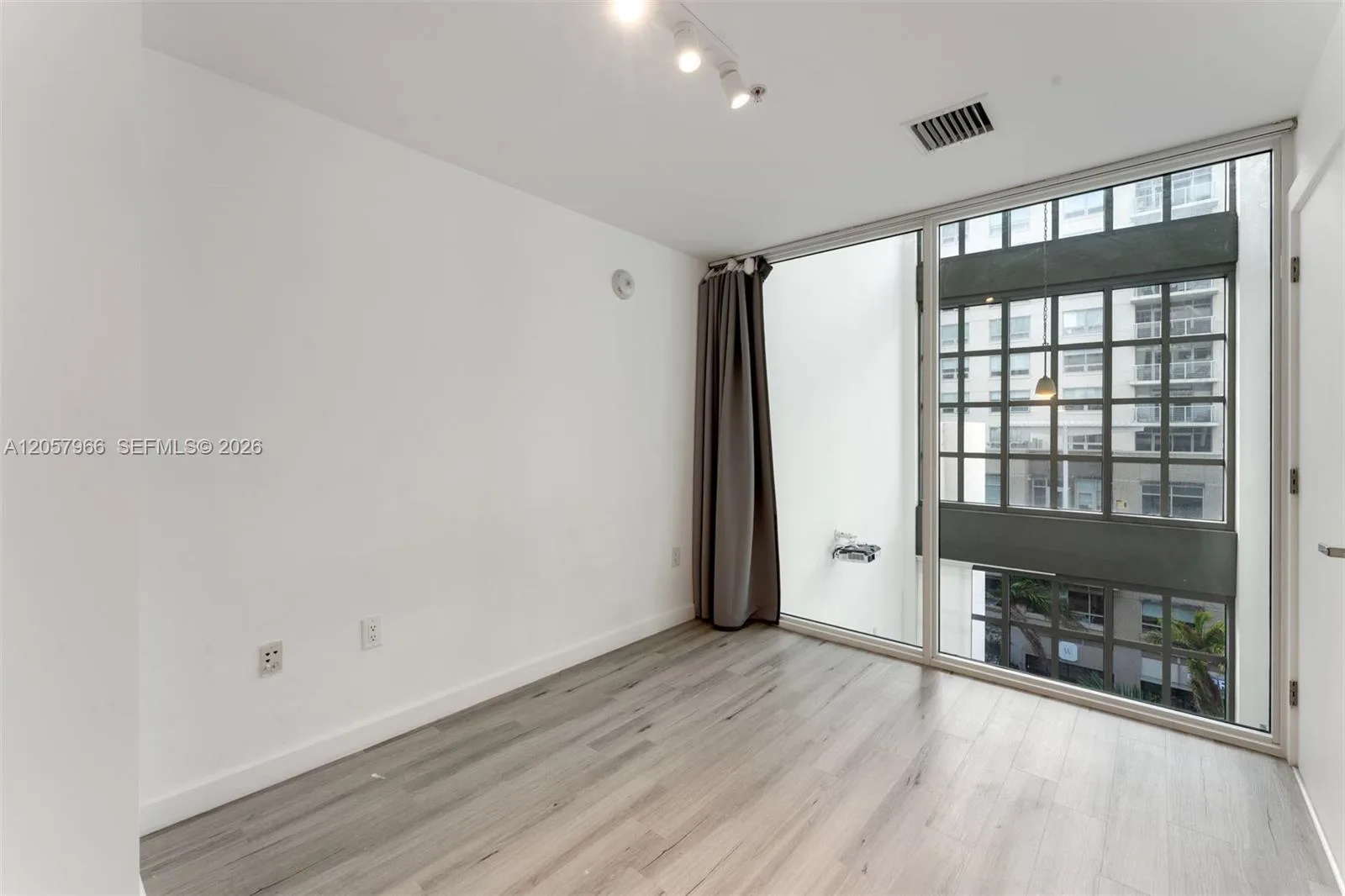 3301 NE 1st Ave # M0501, Miami, FL 33137 photo 7