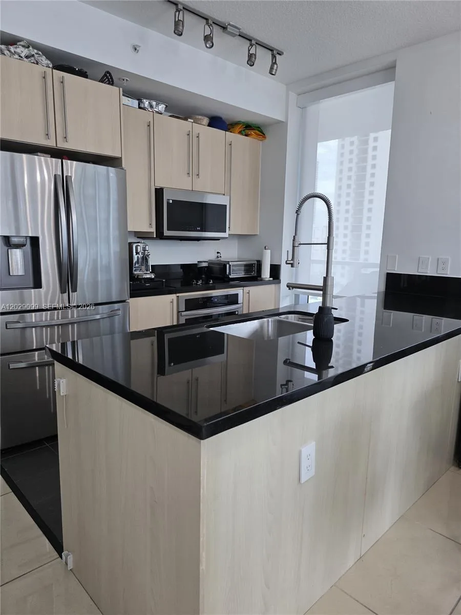1111 SW 1st Ave # 2020-N, Miami, FL 33130