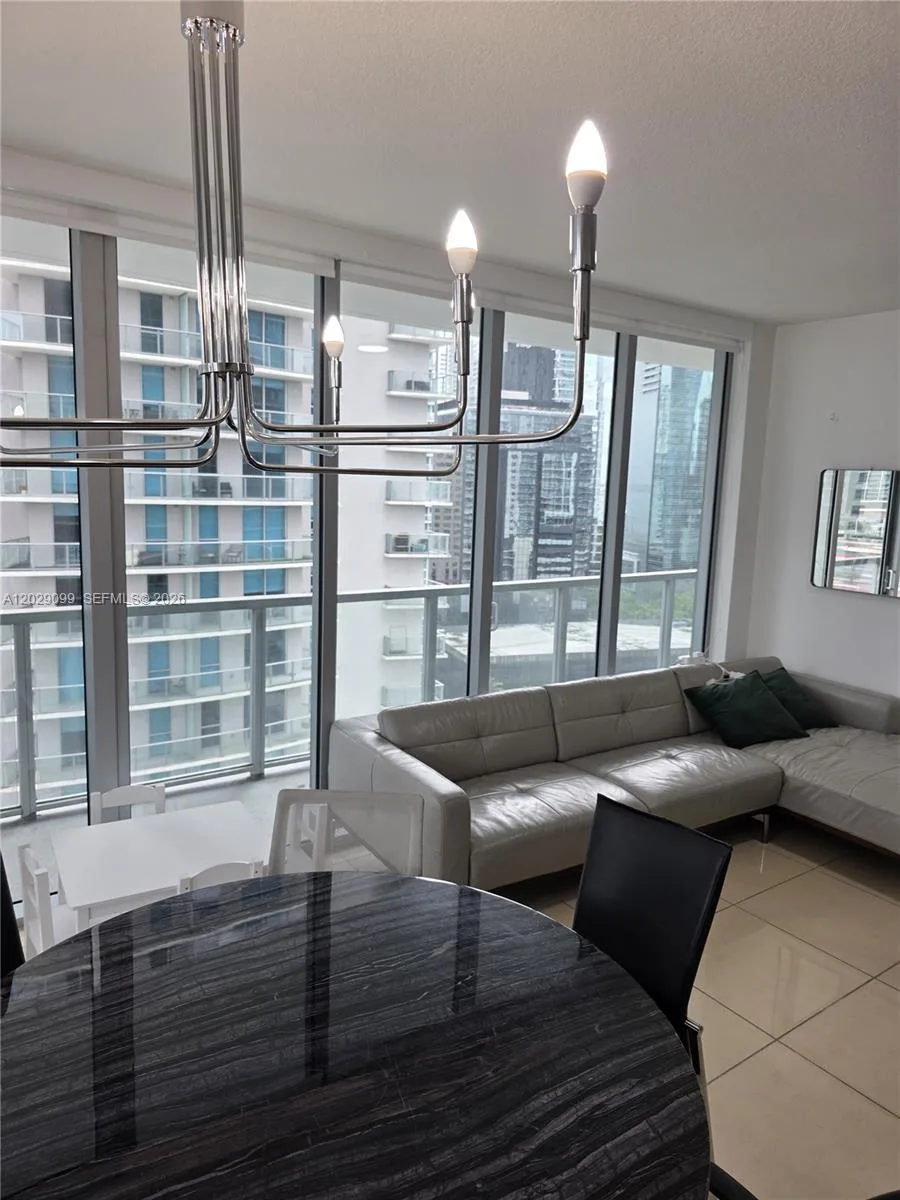 1111 SW 1st Ave # 2020-N, Miami, FL 33130 photo 2