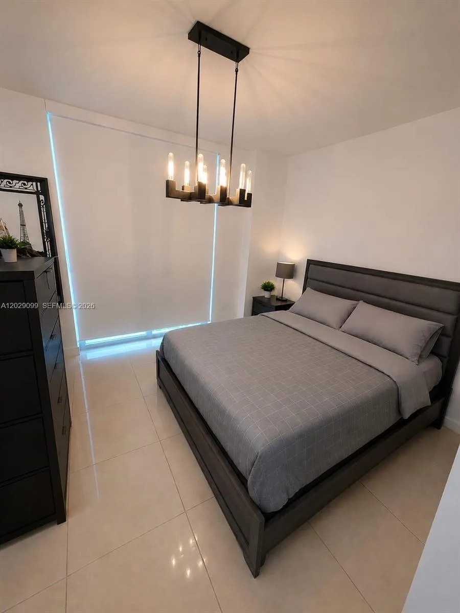 1111 SW 1st Ave # 2020-N, Miami, FL 33130 photo 3