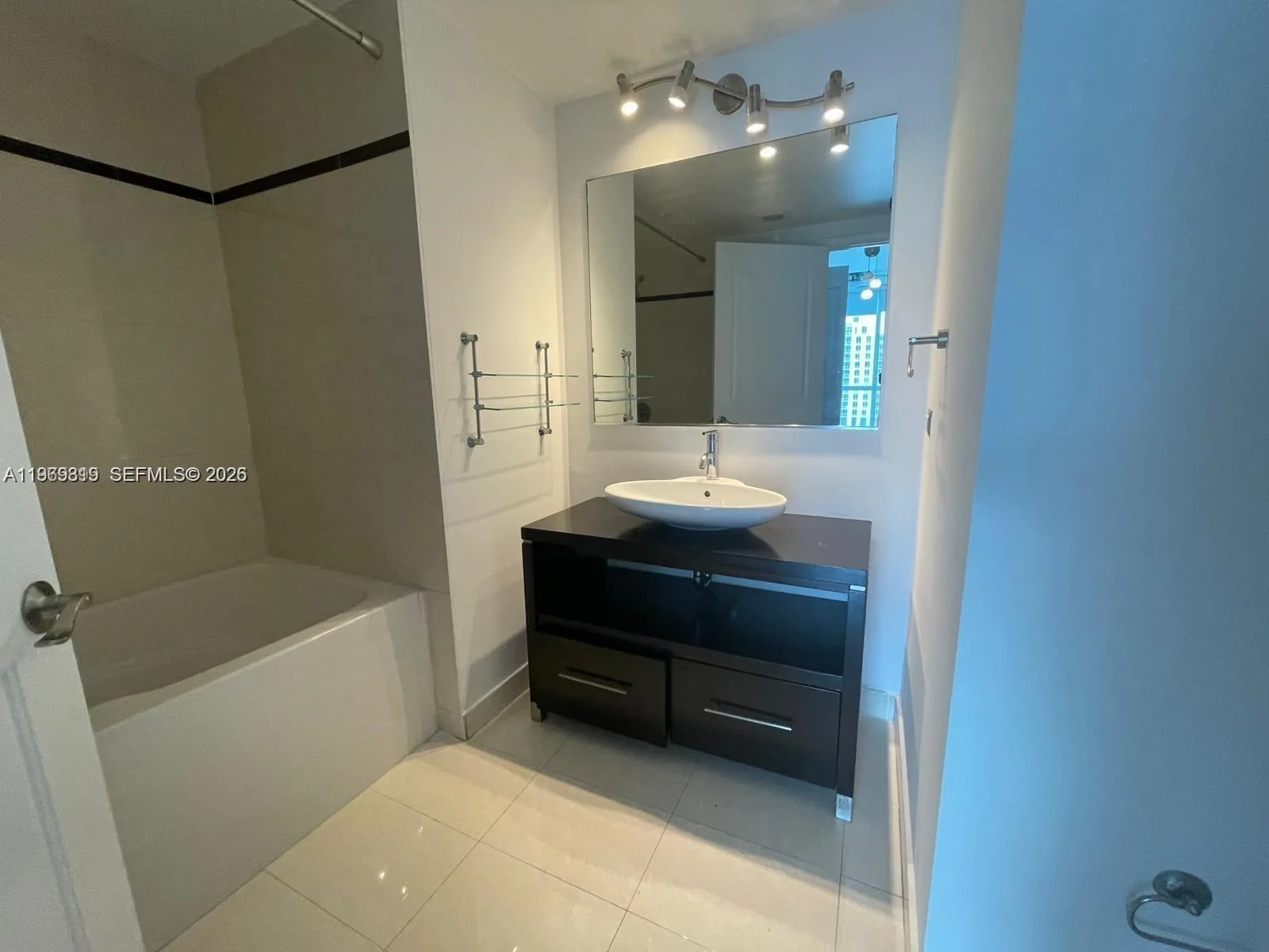 480 NE 30th St # 1403, Miami, FL 33137 photo 8