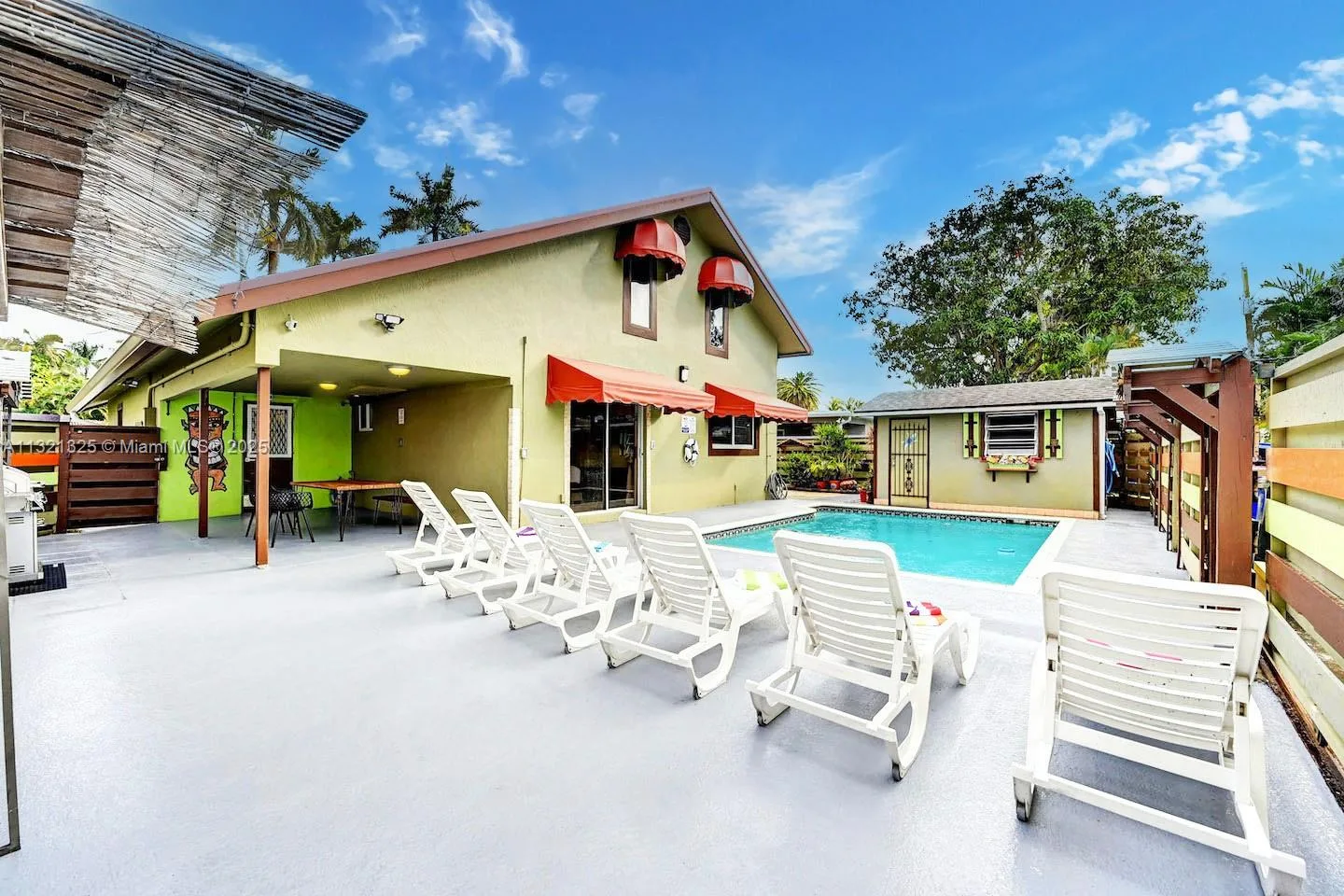 1020 N 13th Ter, Hollywood, FL 33019 photo 2
